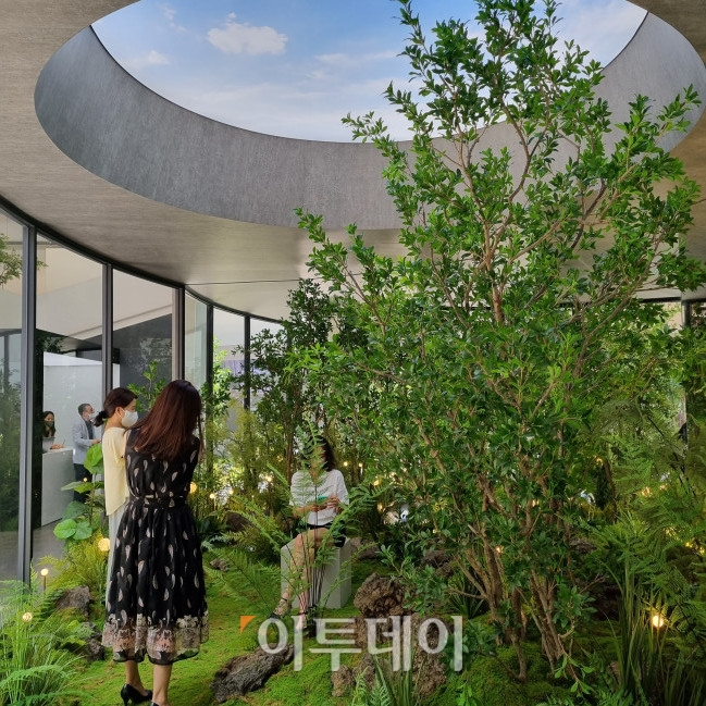 ▲드파인 팝업 갤러리 내 조성된 지하 주차장 모습 (박민웅 기자 pmw7001@)