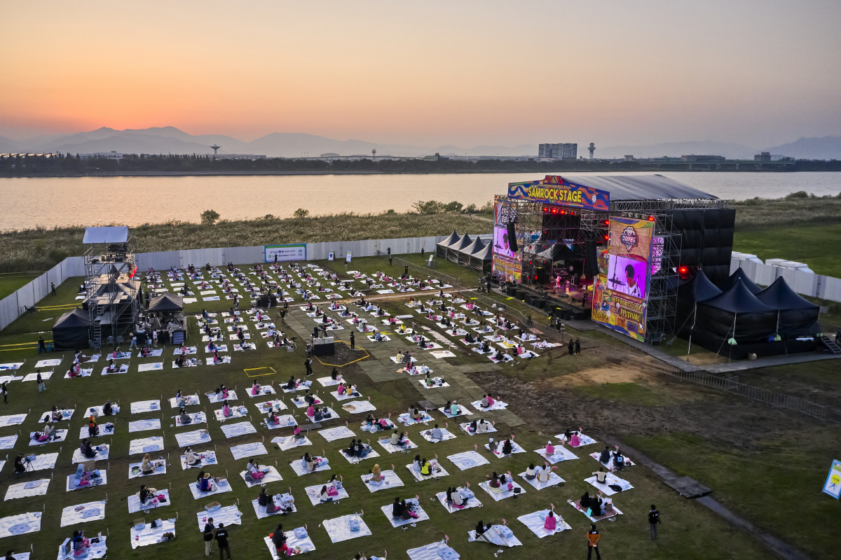 ▲2021 부산국제록페스티벌 무대 전경 (출처=부산시)