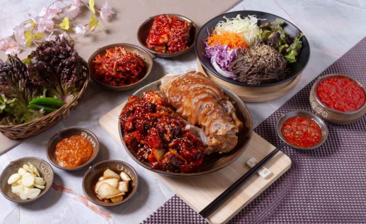 ▲(출처=네이버 ‘이서방왕족발보쌈 동탄점’ 업체제공사진)
