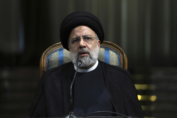 ▲에브라힘 라이시 이란 대통령이 6월 11일 테헤란에서 연설하고 있다. 테헤란/AP뉴시스

