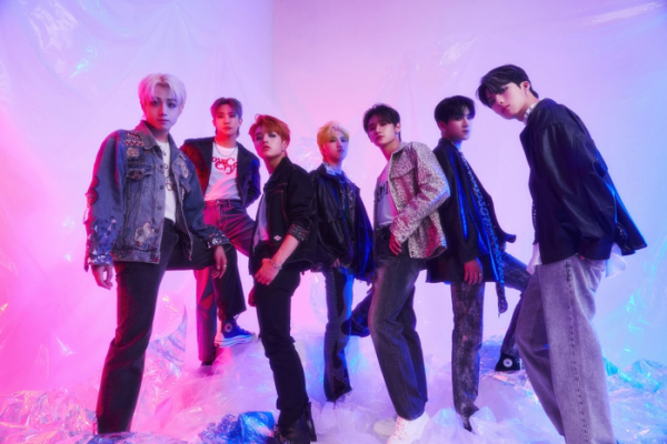 ▲트렌드지(사진 = 인터파크뮤직플러스 제공)