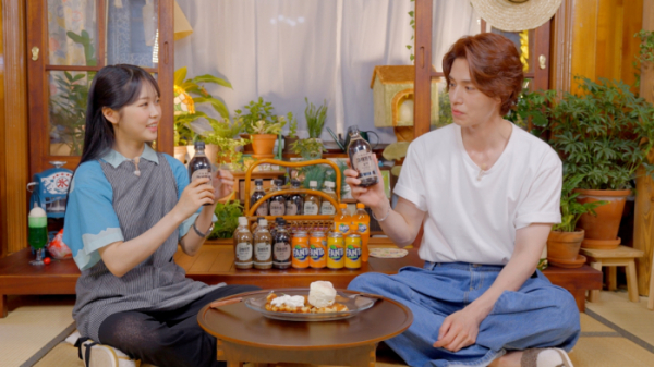 ▲이동욱, 미노이(사진 = AOMG 제공)