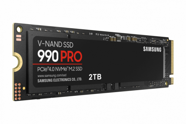 ▲삼성전자 SSD 990 프로 제품. 삼성전자가 990 프로 후속작 9100 프로를 하반기 출시한다.  (사진제공=삼성전자)