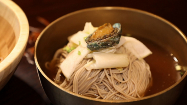 ▲'동네 한 바퀴' 광화문(사진제공=KBS 1TV)