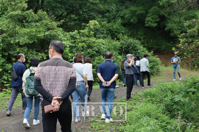 ▲임업후계자 교육을 듣고 있는 귀산촌 희망자들의 모습