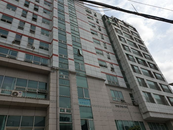 ▲서울 관악구 봉천동 1574-1 샘모리츠타운 11층 1102호 (사진제공=지지옥션)