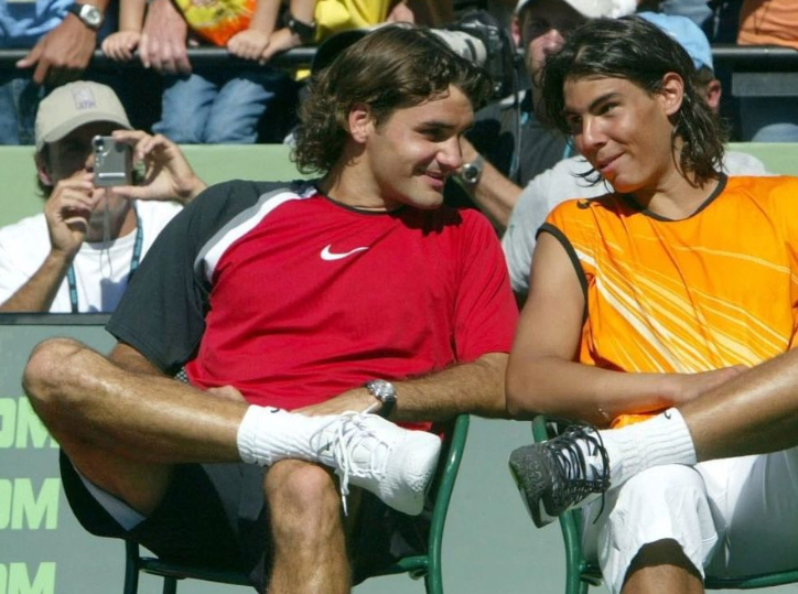 ▲테니스계 최대 라이벌이었던 라파엘 나달(사진 오른쪽)과 로저 페더러(나달 인스타그램)
