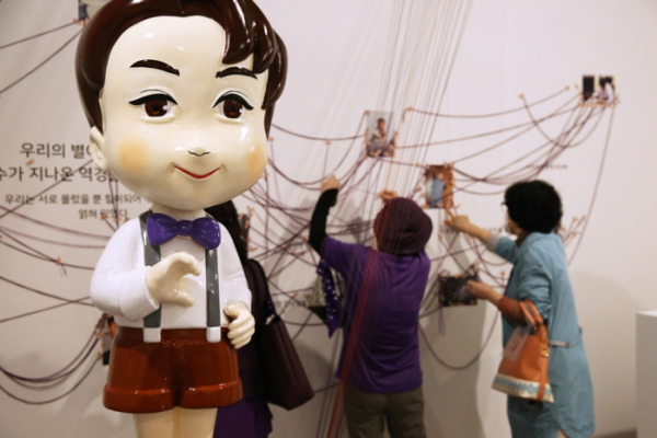 ▲김호중 전시회 '별의노래'(사진제공=제이지스타)