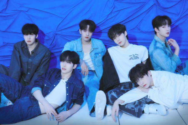 ▲원어스(사진 = RBW 제공)