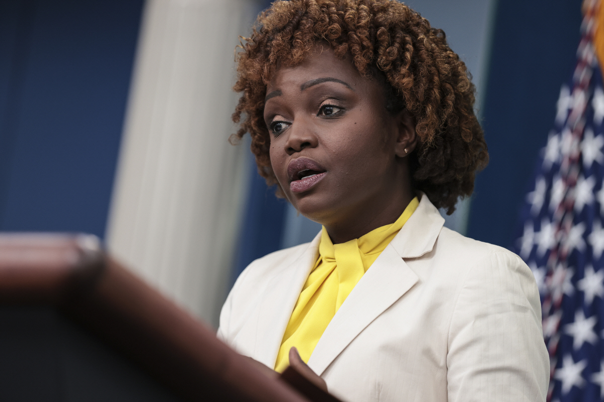 ▲카린 장-피에르 백악관 대변인이 4일(현지시간) 브리핑하고 있다. 워싱턴D.C./UPI연합뉴스
