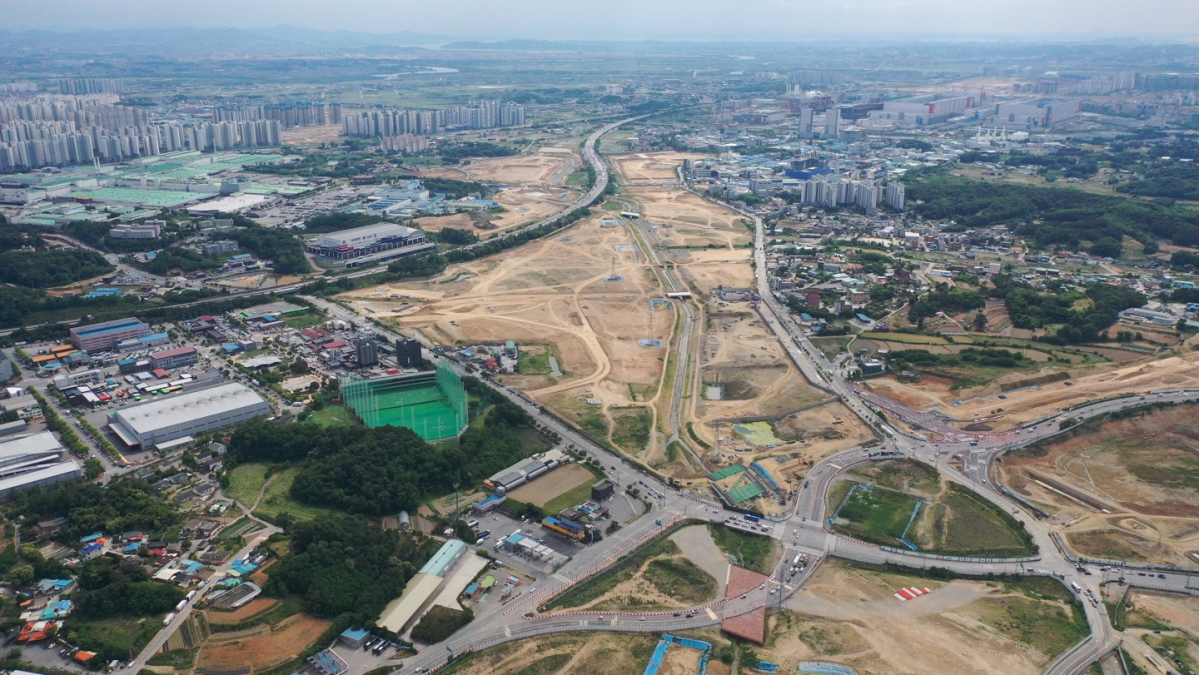 ▲한창 공사가 진행 중인 브레인시티 일반산업단지 전경. (사진제공=브레인시티프로젝트금융투자)