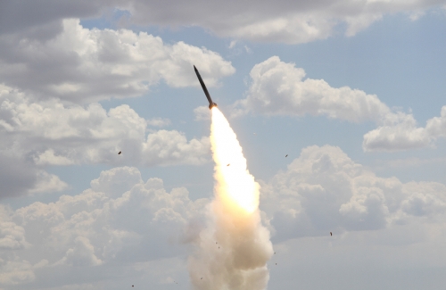 ▲2019년 6월 러시아 아스트라한주에서 열린 군사훈련 도중 러시아의 S300 대공 미사일 시스템에서 미사일이 발사되고 있다. 아스트라한(러시아)/로이터연합뉴스
