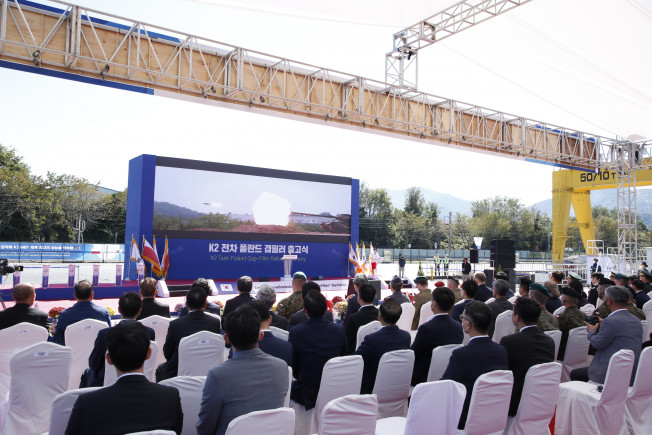 ▲19일 현대로템 경남 창원공장에서 개최된 ‘K2 전차 폴란드 갭필러 출고식’ 전경. (사진제공=현대로템)