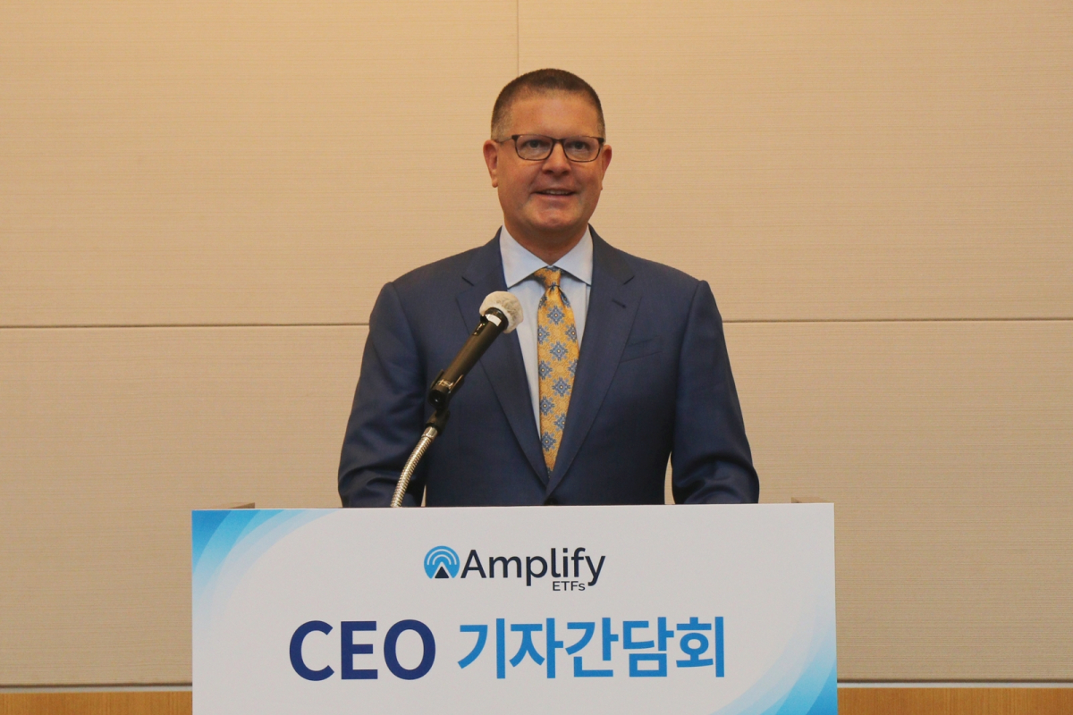 ▲19일 크리스티안 마군 앰플리파이 최고경영자(CEO)가 삼성자산운용과 개최한 방한 기자간담회에서 발언하고 있다. (삼성자산운용 제공)