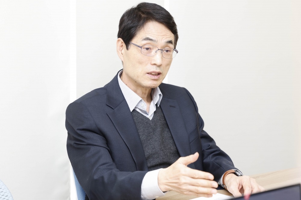 ▲김형준 차세대지능형반도체사업단장이 24일 경기 성남시 분당구 차세대지능형반도체사업단장실에서 이투데이와 인터뷰를 하고 있다. 조현호 기자 hyunho@ (이투데이DB)