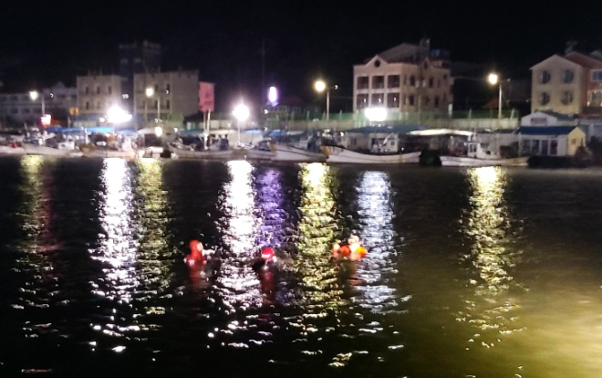 ▲수색 나선 구조대원(양양소방서/연합뉴스)