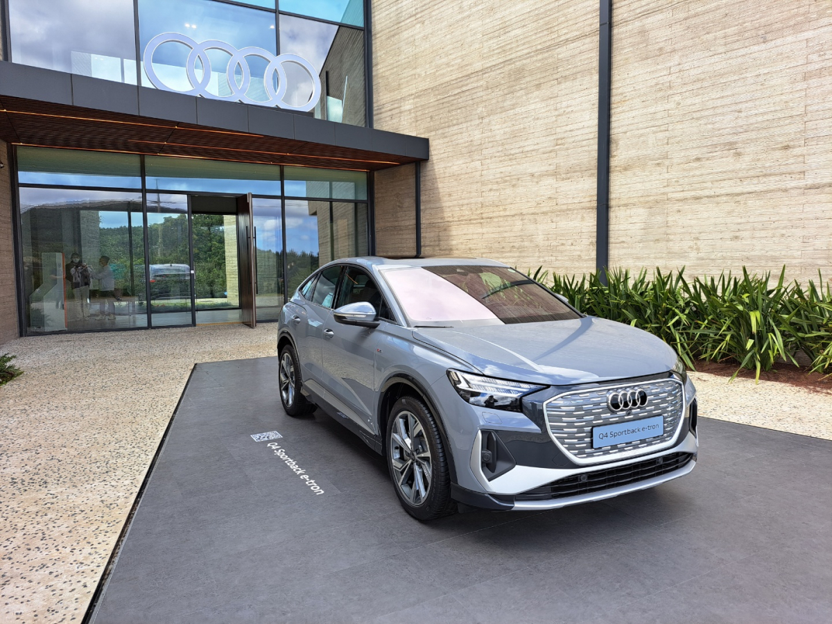 ▲아우디 'Q4 스포트백 e-트론'이 전시돼있다 (이민재 기자 2mj@재)