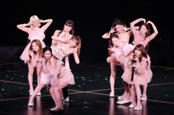 ▲NiziU(니쥬)(사진제공=JYP엔터테인먼트)