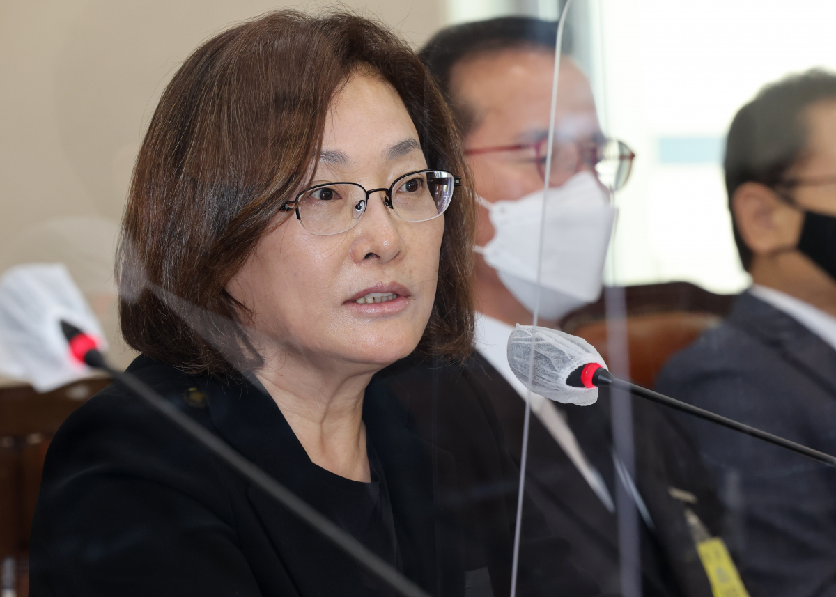 ▲7일 오후 국회에서 열린 행정안전위원회에서 박희영 용산구청장이 의원들의 질의에 답변하고 있다. (연합뉴스)