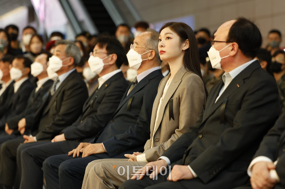 ▲KB홍보모델 김연아가 7일 오전 서울 강남구 코엑스에서 열린 '2022 제2차 KB굿잡 우수기업 취업박람회' 개막식에 참석하고 있다. 조현호 기자 hyunho@ (이투데이DB)