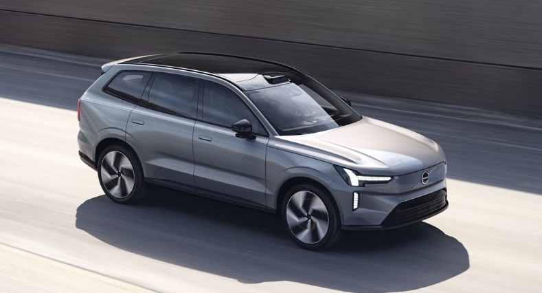 ▲전기차 모듈형 플랫폼 SPA2를 기반으로 이 시대 볼보가 담아낼 수 있는 첨단 장비를 모조리 담아낸 게 특징이다.  (사진제공=볼보글로벌미디어)