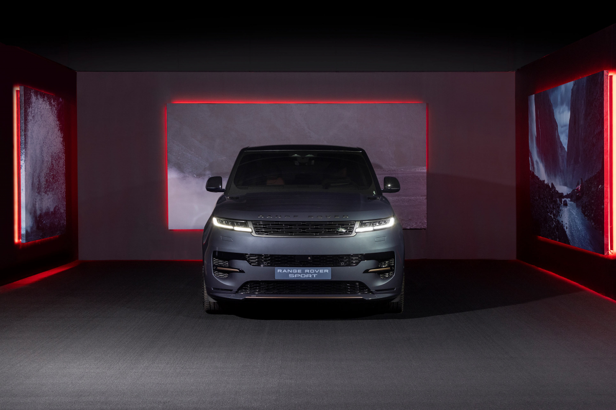 ▲올 뉴 레인지로버 스포츠 외관 정면 (사진제공=재규어 랜드로버 코리아)