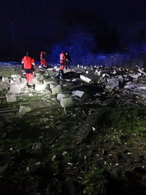 ▲우크라이나 국경 인근 폴란드 영토에 15일(현지시간) 미사일이 떨어져 폭발이 발생했다. 프셰보도프(폴란드)/로이터연합뉴스
