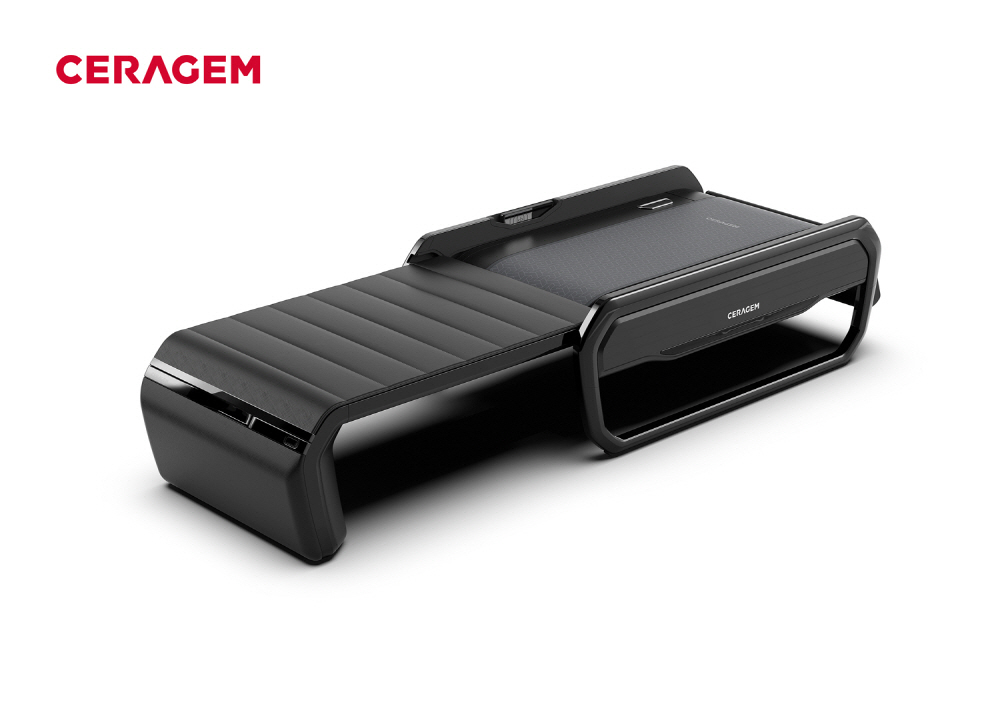 ▲척추 의료가전인 '세라젬 V6'. (사진제공=세라젬)