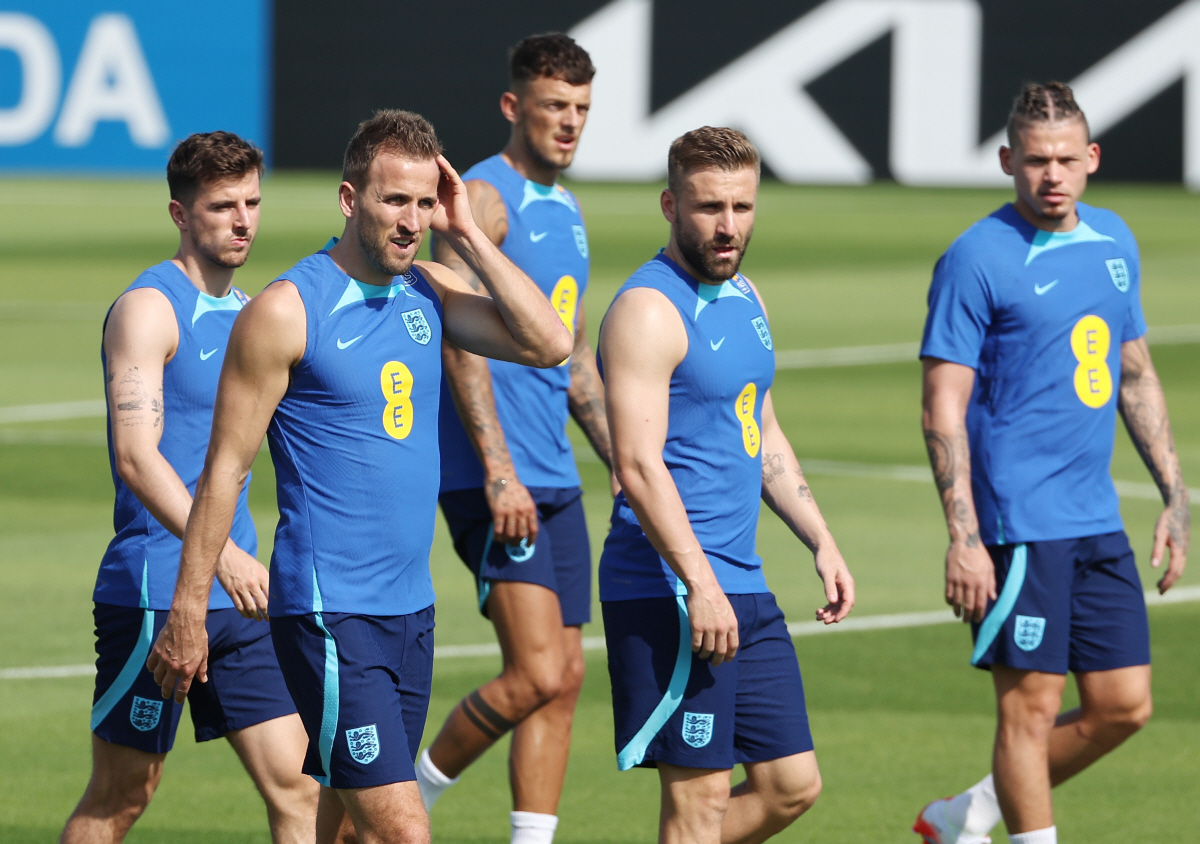 ▲중동 더위 속 훈련하는 잉글랜드 대표팀
(연합뉴스)