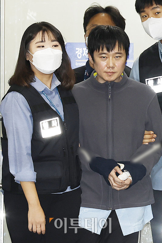 ▲검찰 송치되는 '신당역 살인사건' 피의자 전주환 (이투데이DB)
