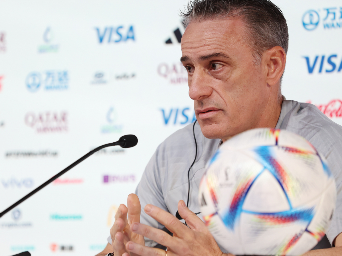 ▲대한민국 축구대표팀 파울루 벤투 감독이 27일(현지시간) 카타르 알라이얀 메인미디어센터(MMC)에서 가나와의 두 번째 경기를 하루 앞두고 기자회견을 하고 있다.  (뉴시스)