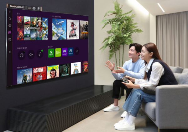 ▲삼성전자가 3분기까지 누적 TV 시장 점유율 30.2%를 기록했다. LG전자는 17.0%를 차지했다.  (사진제공=삼성전자)