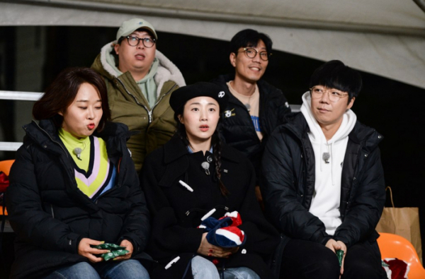 ▲'FC 개벤져스' 응원단(사진제공=SBS)