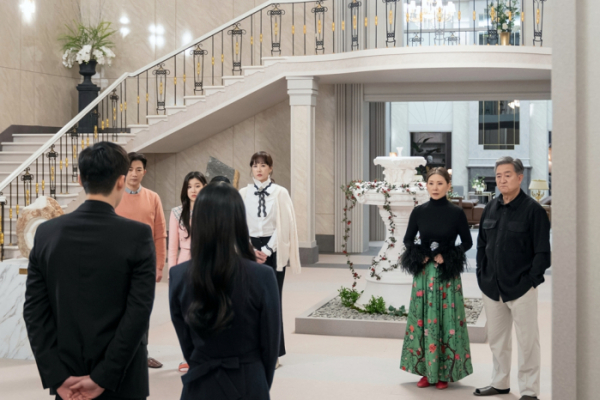 ▲'디 엠파이어: 법의 제국'(사진제공=셀트리온엔터테인먼트, SLL)