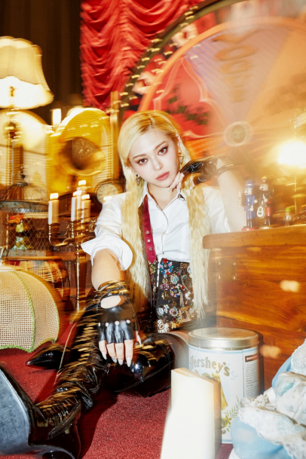 ▲알렉사(사진=지비레이블 제공)