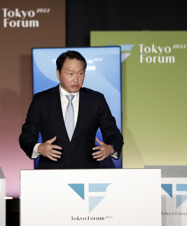 ▲최태원 SK회장이, 1일 일본 도쿄대에서 개최된 제 4회 도쿄포럼에서 개회인사를 하고 있다.