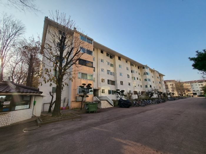 ▲서울 양천구 목동 ‘목동신시가지’ 523동 205호 (사진제공=지지옥션)