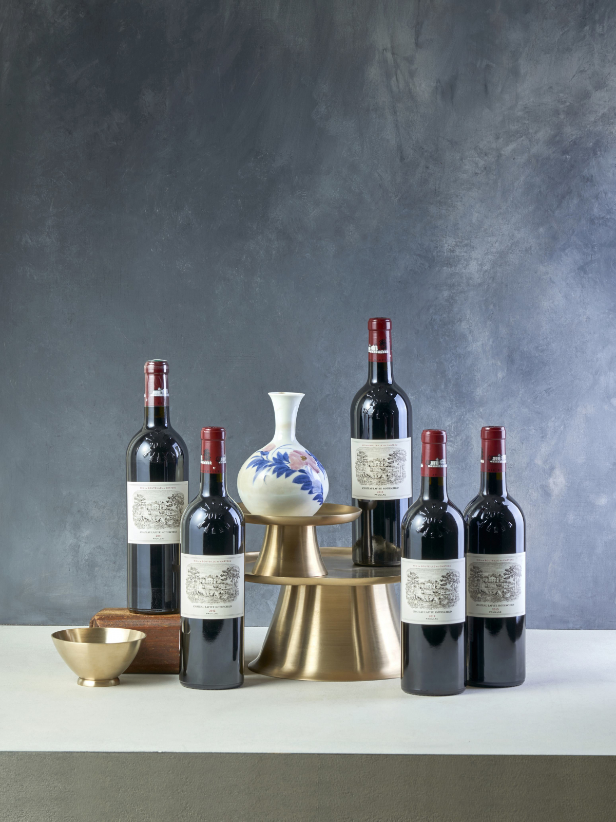 ▲2023 설 대표 선물 와인. (사진제공=롯데쇼핑)