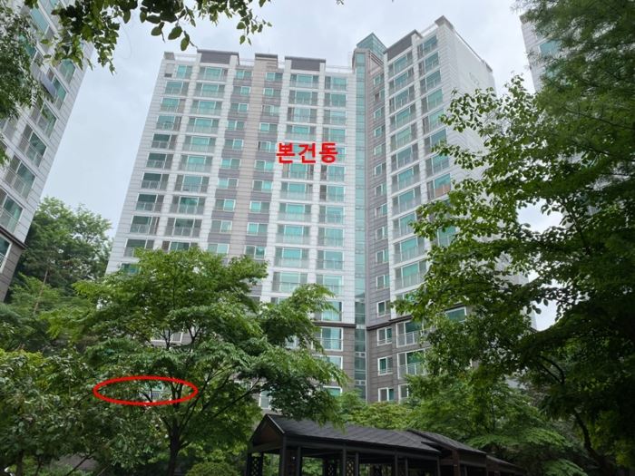 ▲서울 은평구 역촌동 232, 233 ‘역촌 센트레빌’ 102동 105호. (이동욱 기자 toto@)