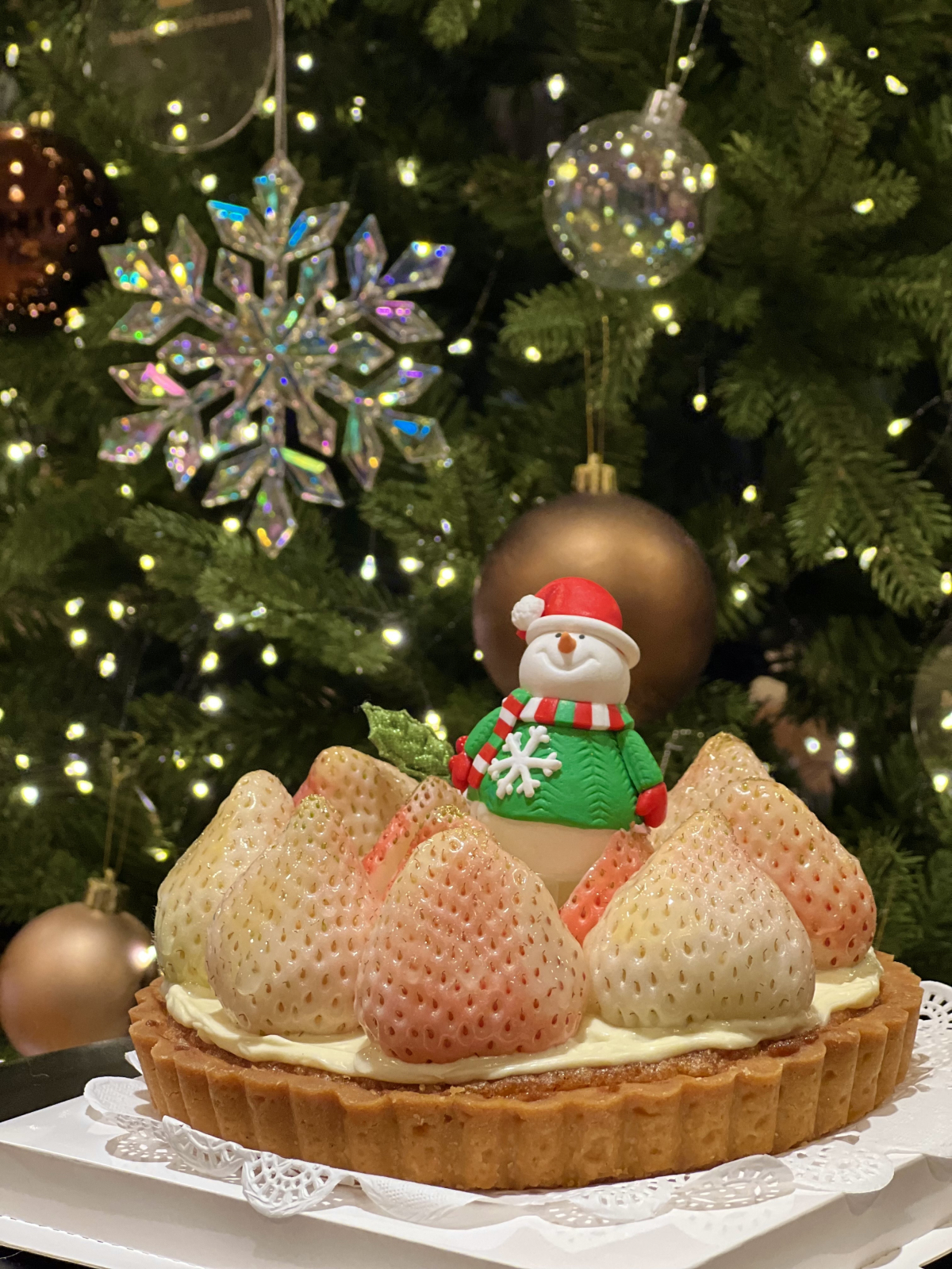 ▲타르트훌리건 브랜드의 화이트 스트로베리 타르트. (사진제공=롯데쇼핑)