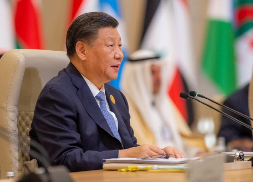 ▲시진핑 중국 국가주석이 9일(현지시간) 리야드에서 열린 중국-아랍 정상회의에 참석해 발언하고 있다. 리야드(사우디아라비아)/로이터연합뉴스 
