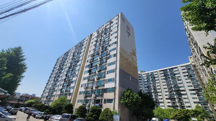 ▲서울 구로구 구로동 ‘럭키’ 1동 103호 (사진제공=지지옥션)