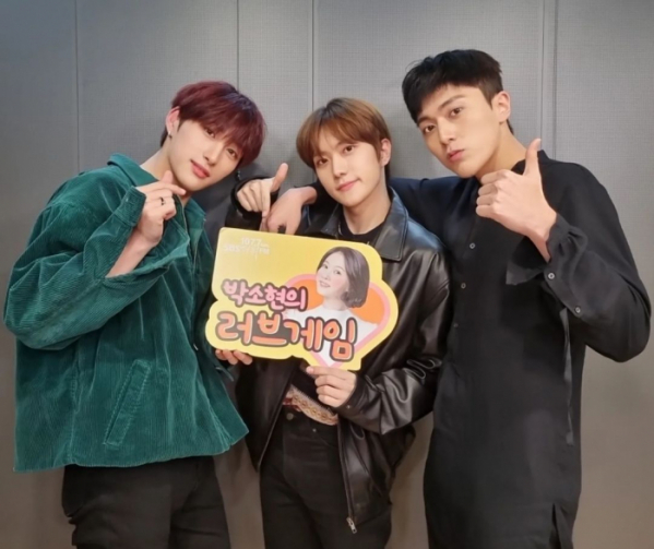 ▲저스트비 임지민, 김상우, JM(사진 = SBS 파워FM '박소현의 러브게임' SNS 제공)