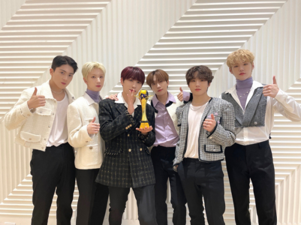 ▲저스트비(사진 = 블루닷엔터테테인먼트 제공)