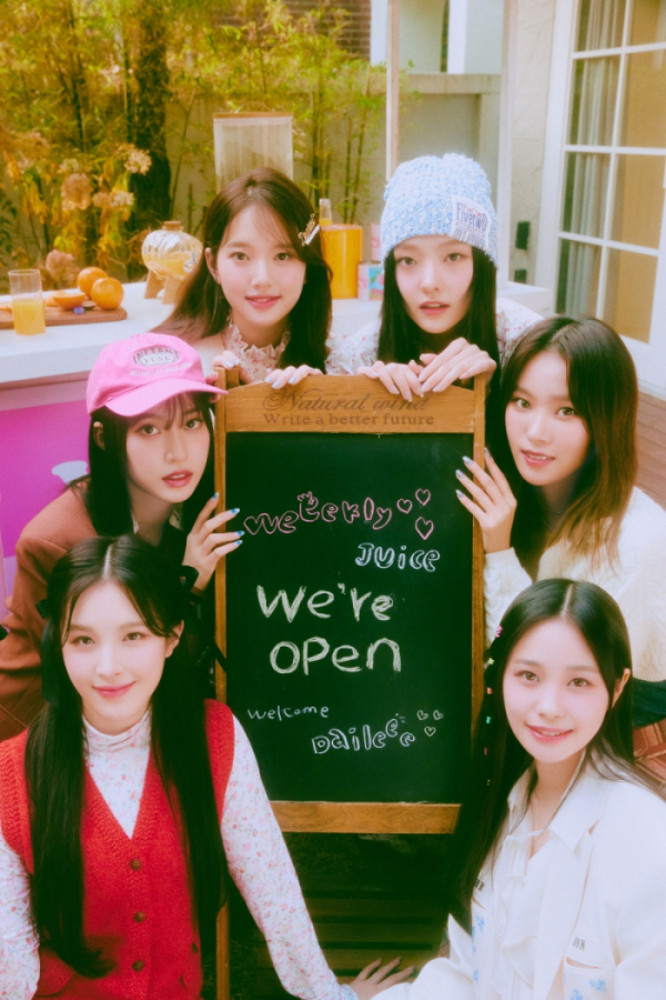 ▲위클리(사진 = 아이에스티엔터테인먼트 제공)