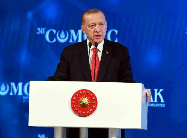 ▲레제프 타이이프 에르도안 튀르키예 대통령이 지난달 28일 이슬람국가경제협력회의(COMCEC)에서 연설하고 있다. 이스탄불/신화뉴시스
