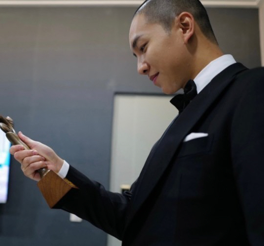 ▲이승기 대상(사진=휴먼메이드 인스타그램)