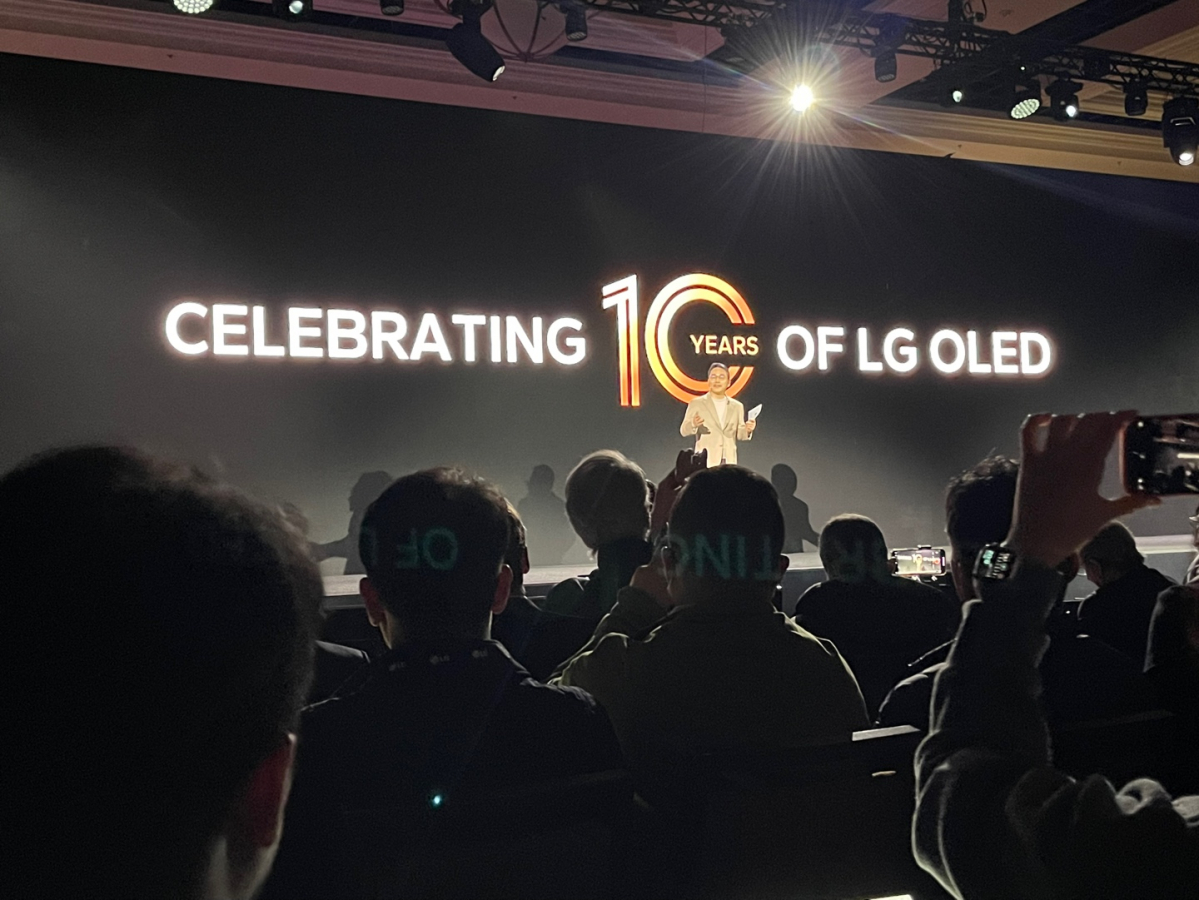 ▲조주완 사장이 ‘LG 월드 프리미어’에서 10년을 맞이한 올레드 TV에 대해 이야기하고 있다. (강태우 기자 burning@)