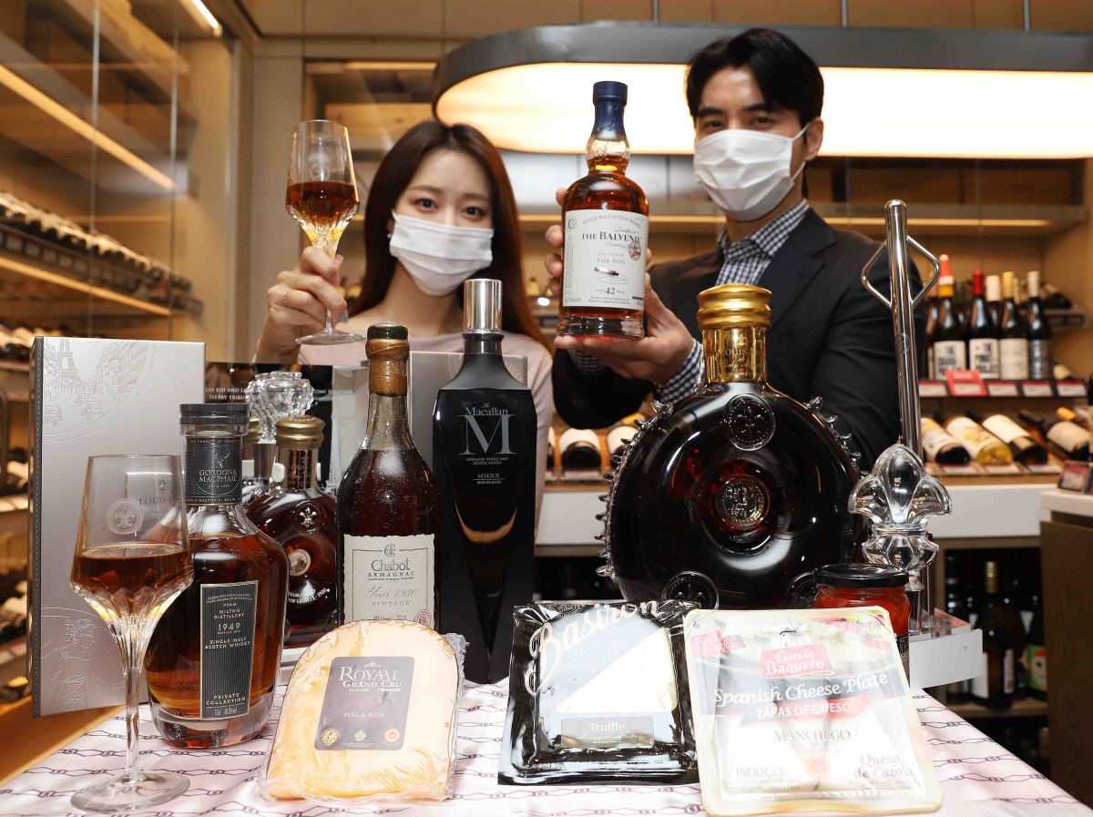 ▲신세계백화점 발베니 42년산. (사진제공=신세계)