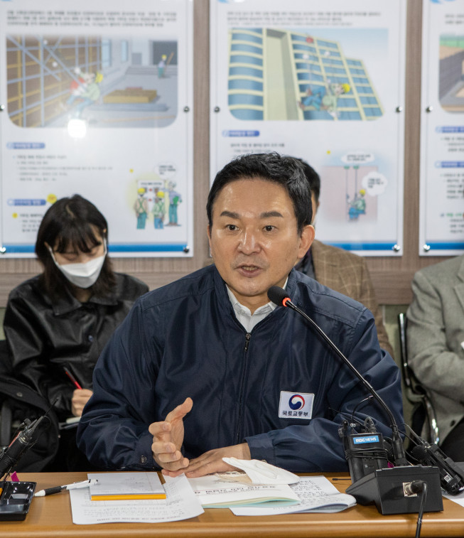 ▲원희룡 국토부 장관이 12일 경남 창원 명곡지구 행복주택 건설현장서 발언하고 있다.  (사진제공=국토교통부)